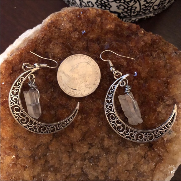 Crescent Moon Earrings - Picture 4 of 4